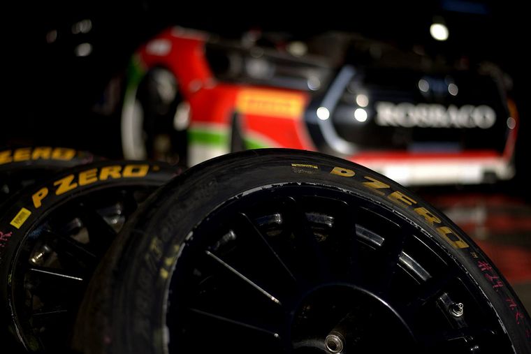 Los neumáticos P Zero Slick y Cinturato Rain para el Coronación del TC Pick Up.