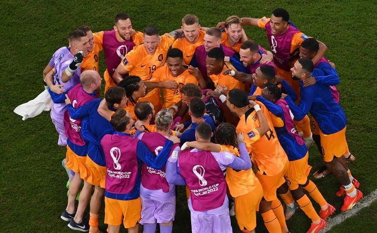 Países Bajos sueña con su primer Mundial.