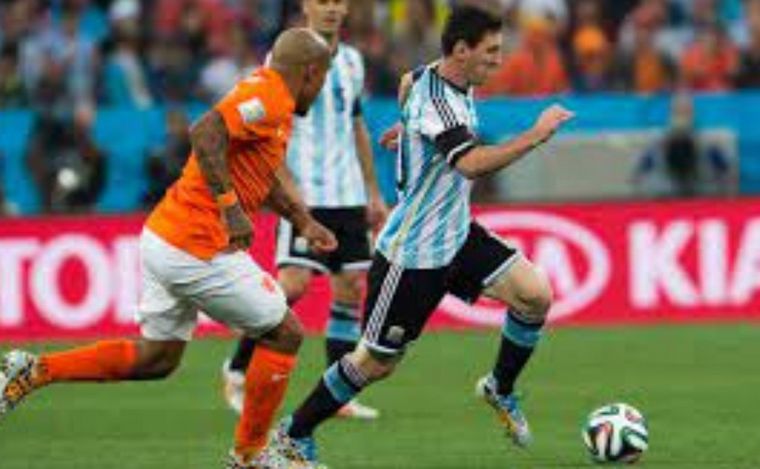 FOTO: Messi, contra Holanda en 2014 (Foto: Facebook AFA)