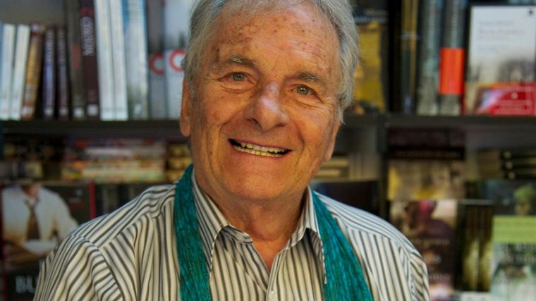 A los 91 años murió el escritor y periodista francés Dominique Lapierre