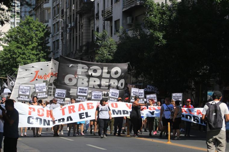 Martes complicado en el centro cordobés por protesta por planes sociales