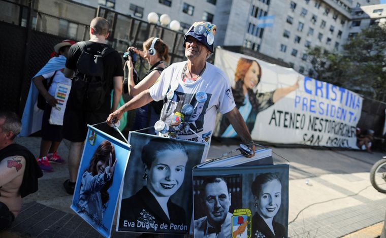 Causa Vialidad: militantes kirchneristas se manifestaron tras el veredicto.