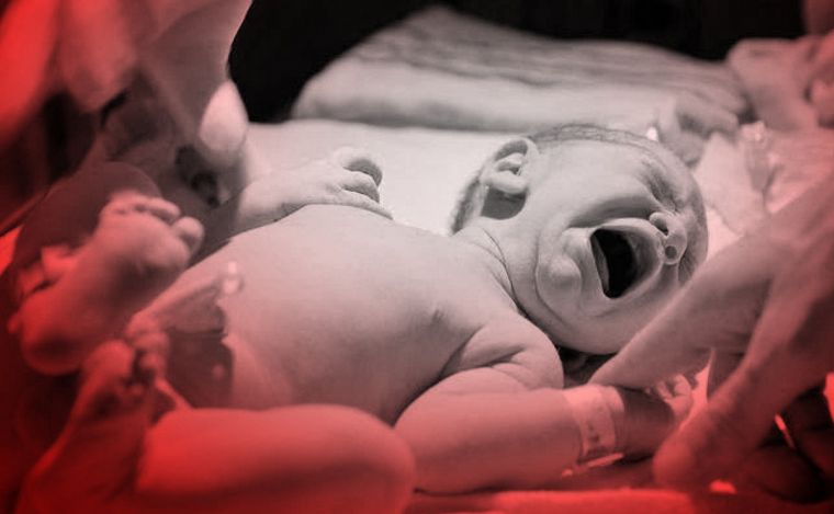 Bajan los nacimientos y suben los matrimonios y divorcios