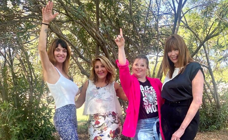 Flavia Irós, Eugenia Aravena, Malena Pozzobón y Silvia Aguirre