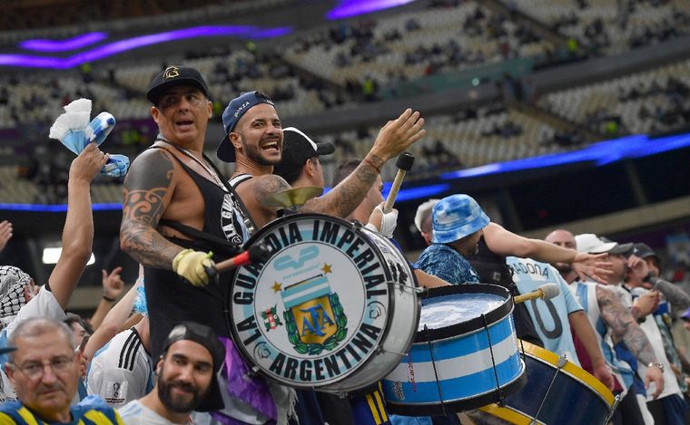 El color de la hinchada argentina en el Estadio Lusail, en fotos.