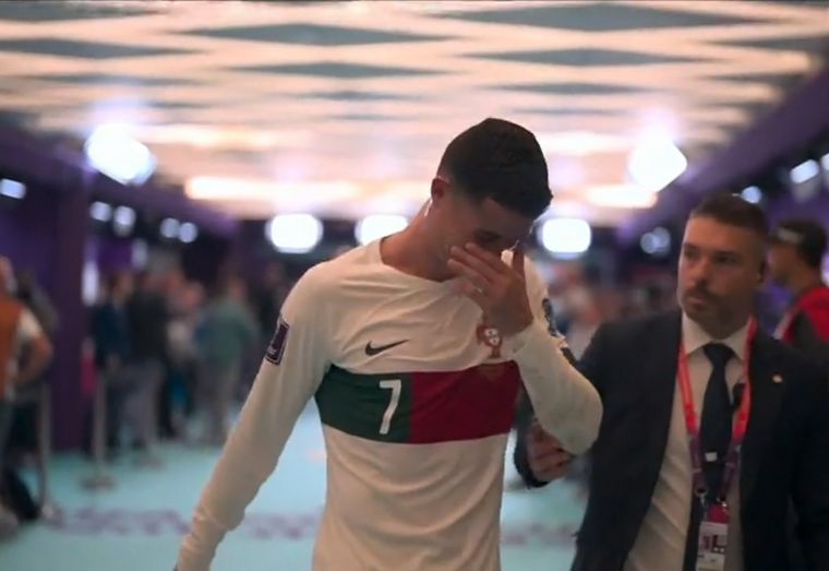 FOTO: Cristiano Ronaldo no pudo contener las lágrimas tras quedar eliminado del Mundial