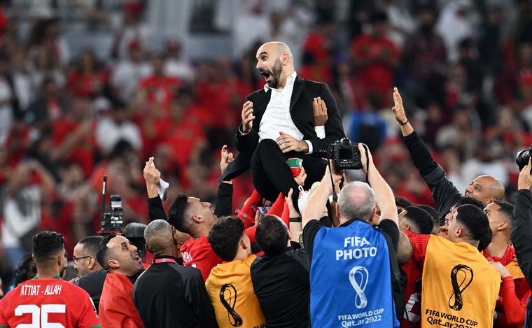 Marruecos dio el batacazo y eliminó a Portugal del Mundial.