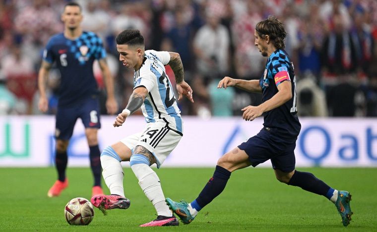 Argentina se mide con Croacia por un lugar en la final.
