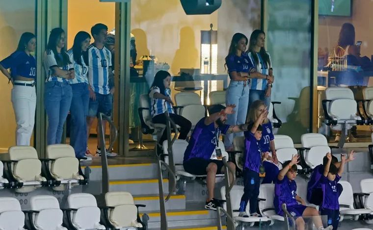 La familia de Messi, otra vez presente en la tribuna