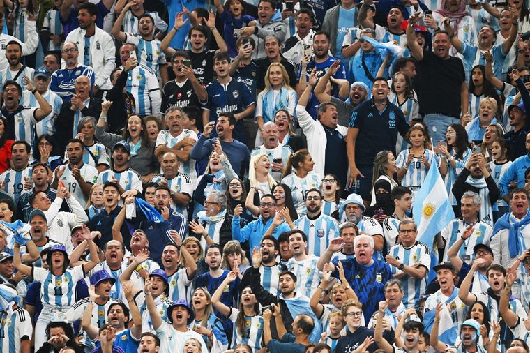 FOTO: Hinchas argentinos en el encuentro frente a Croacia