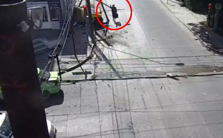 Carmona escapó tras el choque en el que murió el taxista que lo trasladaba.