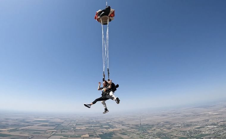 FOTO: Gabriel Cioccolanti “Choco” es el primer paracaidista adaptado del país
