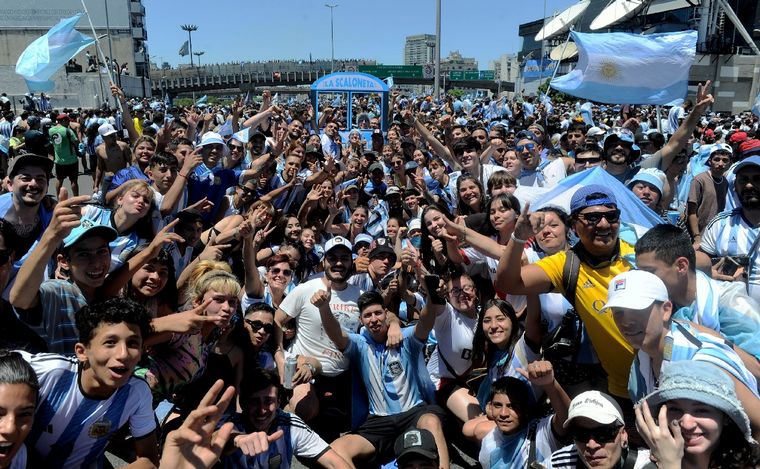 FOTO: Cuatro millones de personas agradecieron a la Selección en las calles de Buenos Aires