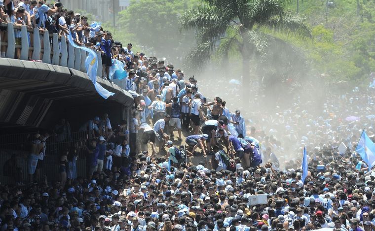 FOTO: Cuatro millones de personas agradecieron a la Selección en las calles de Buenos Aires