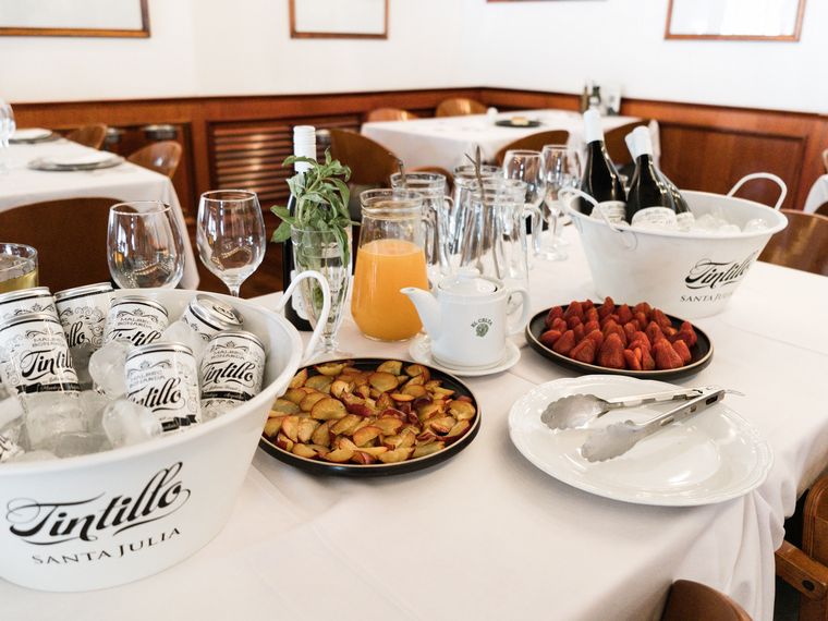 En su Día Mundial, te enseñamos a preparar la autentica sangría de El Celta