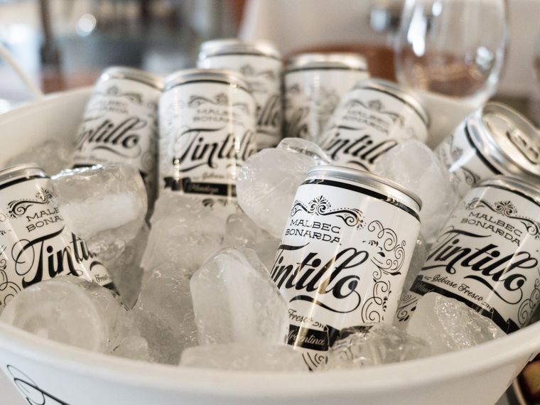 En su Día Mundial, te enseñamos a preparar la autentica sangría de El Celta