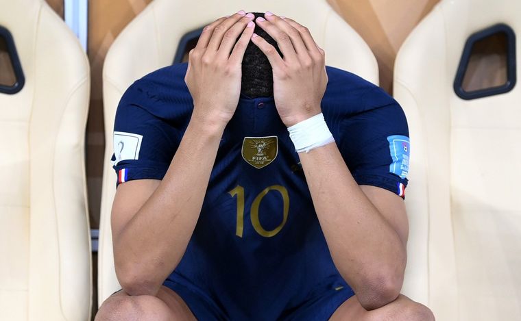 FOTO: El crack francés luego de la derrota en la final.