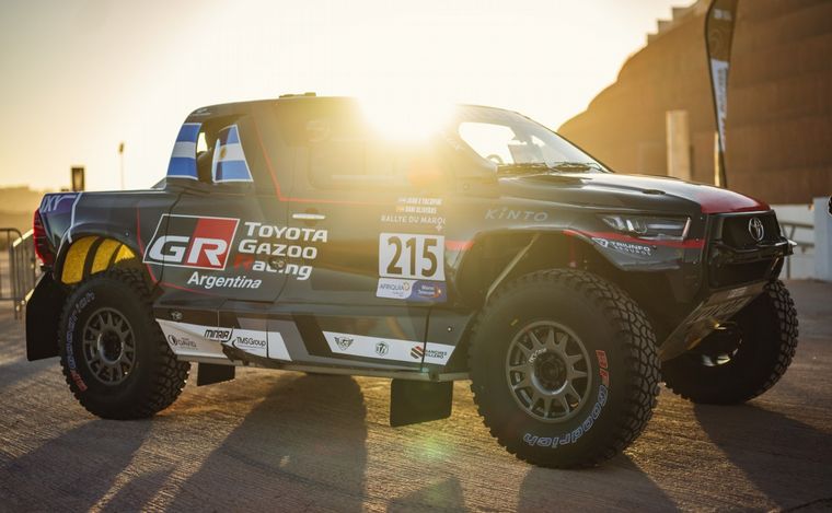 Su Toyota Hilux GR DKR T1+, un arma de punta