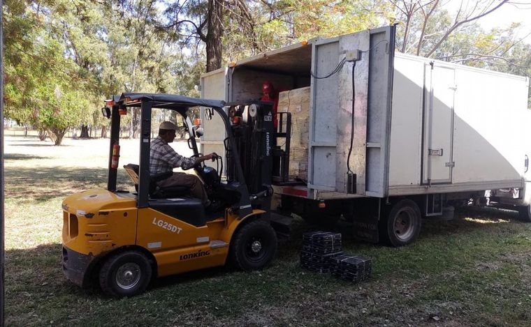 Un pueblo santafesino de 3 mil habitantes recibió una donación de 15 mil libros