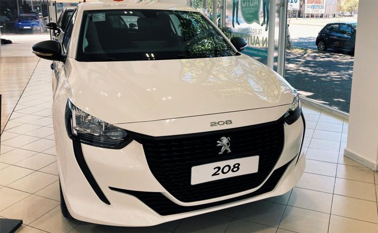 El increíble Peugeot 208 de AVEC que se ganó Marcelina Taborda en Cadena 3 Rosario. 