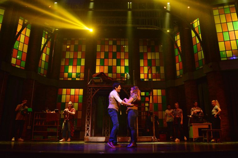 A sala llena, Kinky Boots levantó el telón