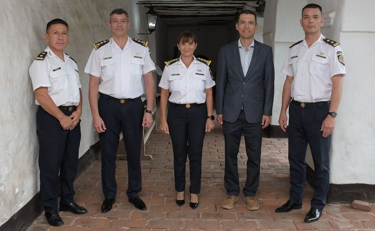 Liliana Zárate Belletti saludó a los policías en vísperas de Año Nuevo.