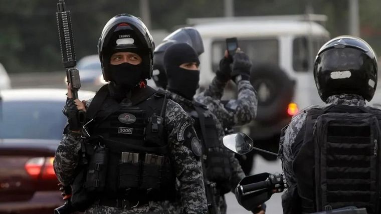 FOTO: La Policía de Brasil montó un megaoperativo de seguridad.