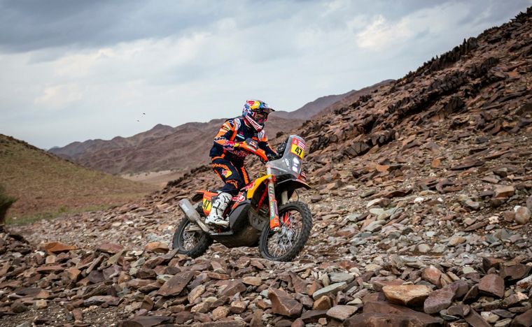 Las piedras fueron el escollo más duro de un largo día para Benavides