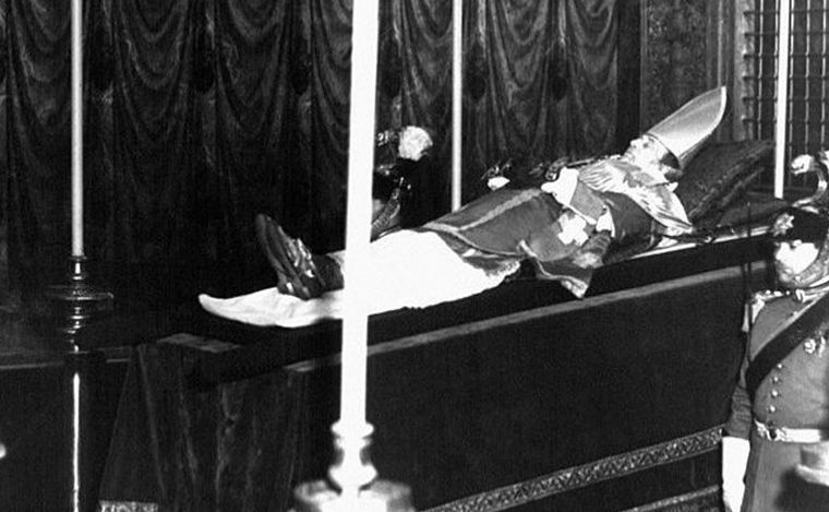 FOTO: Funeral Pío XII (1939-1958).