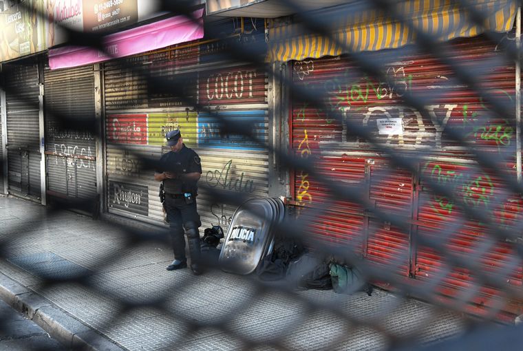 Once: amplio operativo contra los manteros que denuncian el 