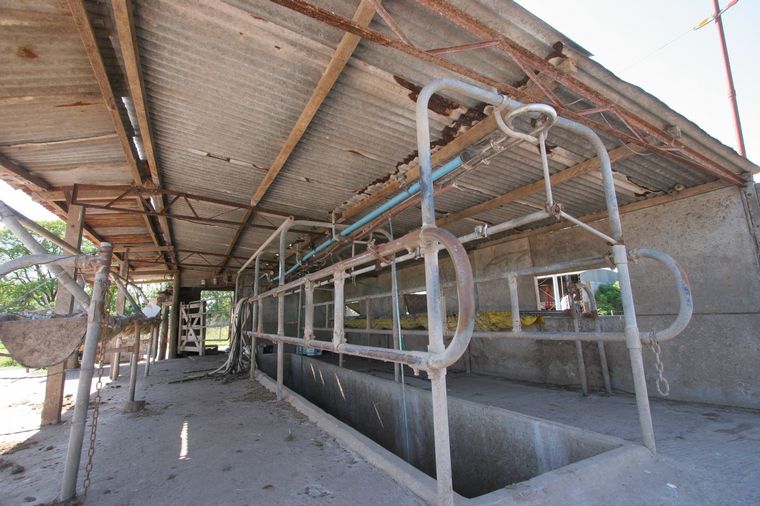 Cuando un tambero se va. Muchas familias quedan sin trabajo. FOTO: Mauricio Garín/EL