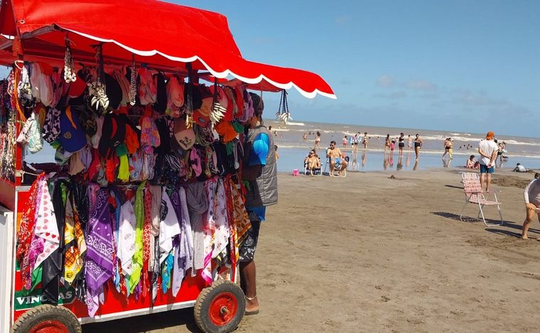Mar de Ajó, el lugar de la costa para disfrutar en familia