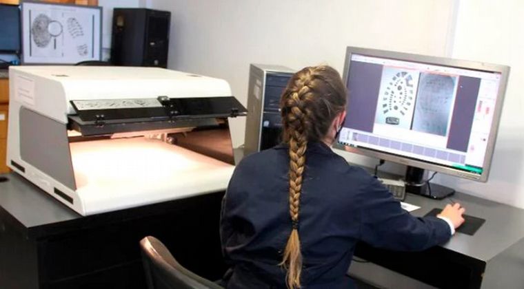 La zapatilla de Máximo Thomsen: cómo fue la pericia clave que lo puede condenar