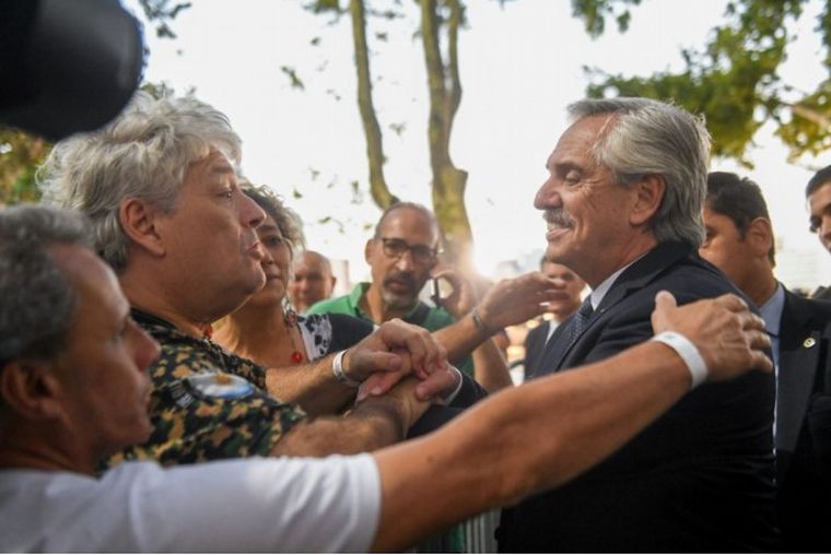 FOTO: Alberto Fernández apuntó contra Macri y dejó abierta la puerta a la reelección