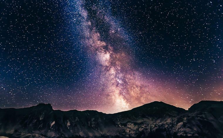 FOTO: Descubren grupo de estrellas más distante a la Tierra conocido en la Vía Láctea.