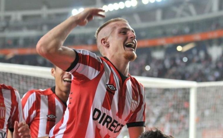 FOTO: Santiago Ascacíbar regresa a Estudiantes de La Plata