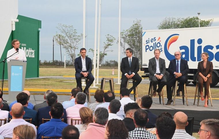 En Entre Ríos. Massa anunció compensaciones para polleros y porcinos.