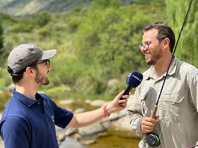 Río de Los Condoritos, agua cristalina y pesca de truchas