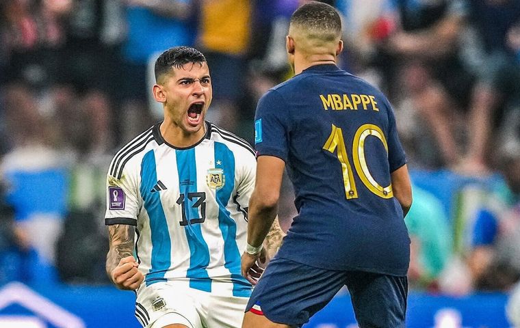 FOTO: Cuti Romero le gritó el gol a Mbappé y desató polémica