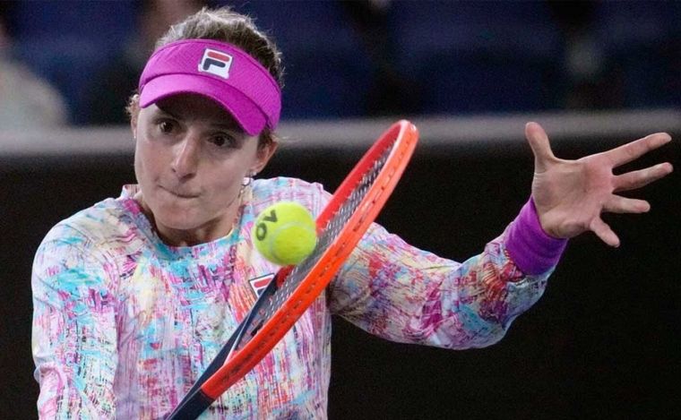 Nadia Podoroska quedó afuera del Abierto de Australia ante una ex campeona.