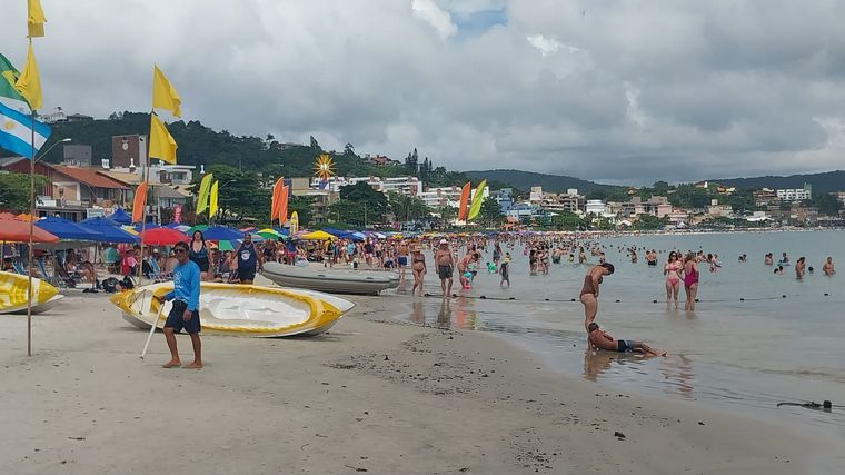 Estalló el verano en Bombas.