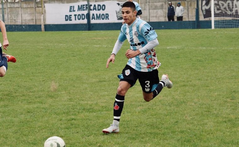 FOTO: Dejó su Oncativo natal para probar suerte y destino en el fútbol hondureño.