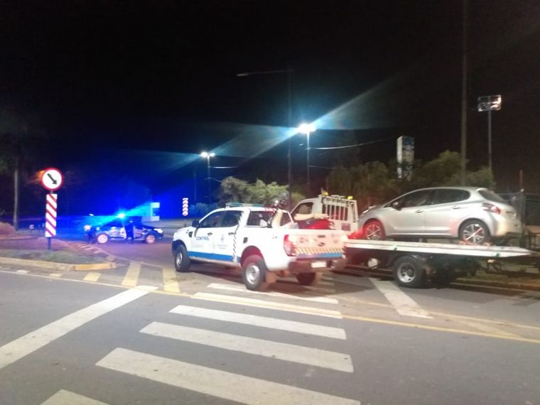 FOTO: Mega Operativo de seguridad y control vial en La Florida, zona norte de Rosario.