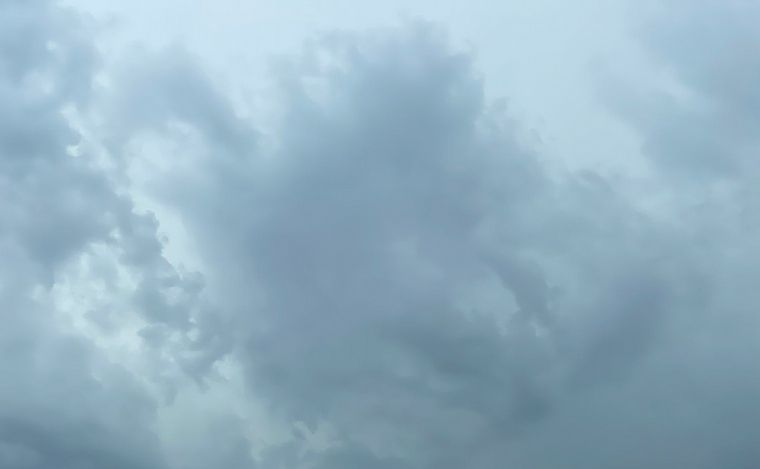 Así estaba el cielo en Alta Gracia antes de que comenzara a llover.