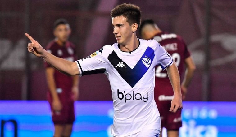 Máximo Perrone, nuevo jugador del City de Guardiola