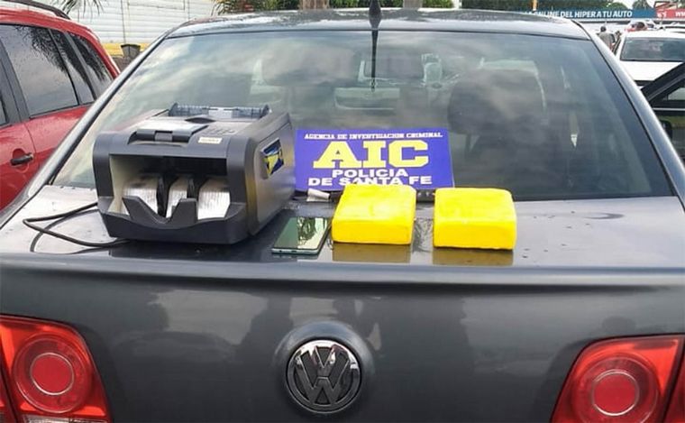 Detuvieron con droga a dos mujeres en un hipermercado.