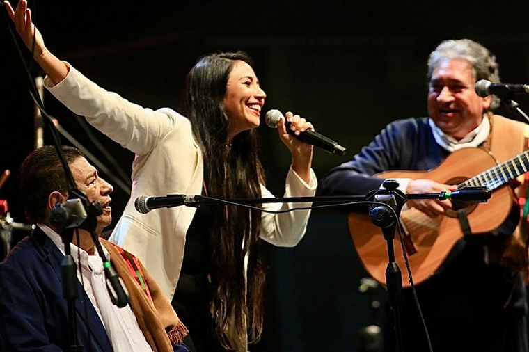 Los Manseros Santiagueños, figuras de la quinta luna coscoína