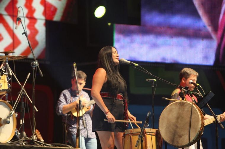 La Bruja Salguero, en la quinta luna coscoína