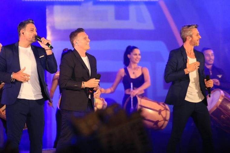 Destino San Javier coronó la quinta luna del Cosquín a puro folclore