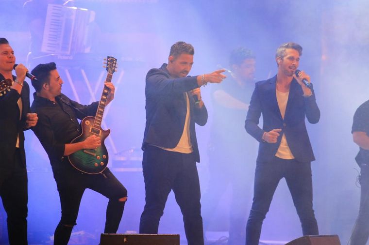 Destino San Javier coronó la quinta luna del Cosquín a puro folclore